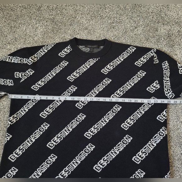Urban Revivo Destination Sweater Size USA 40 - Picture 5 of 9